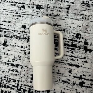 Stanley The Quencher H2.0 FlowState™ Tumbler | 40 OZ